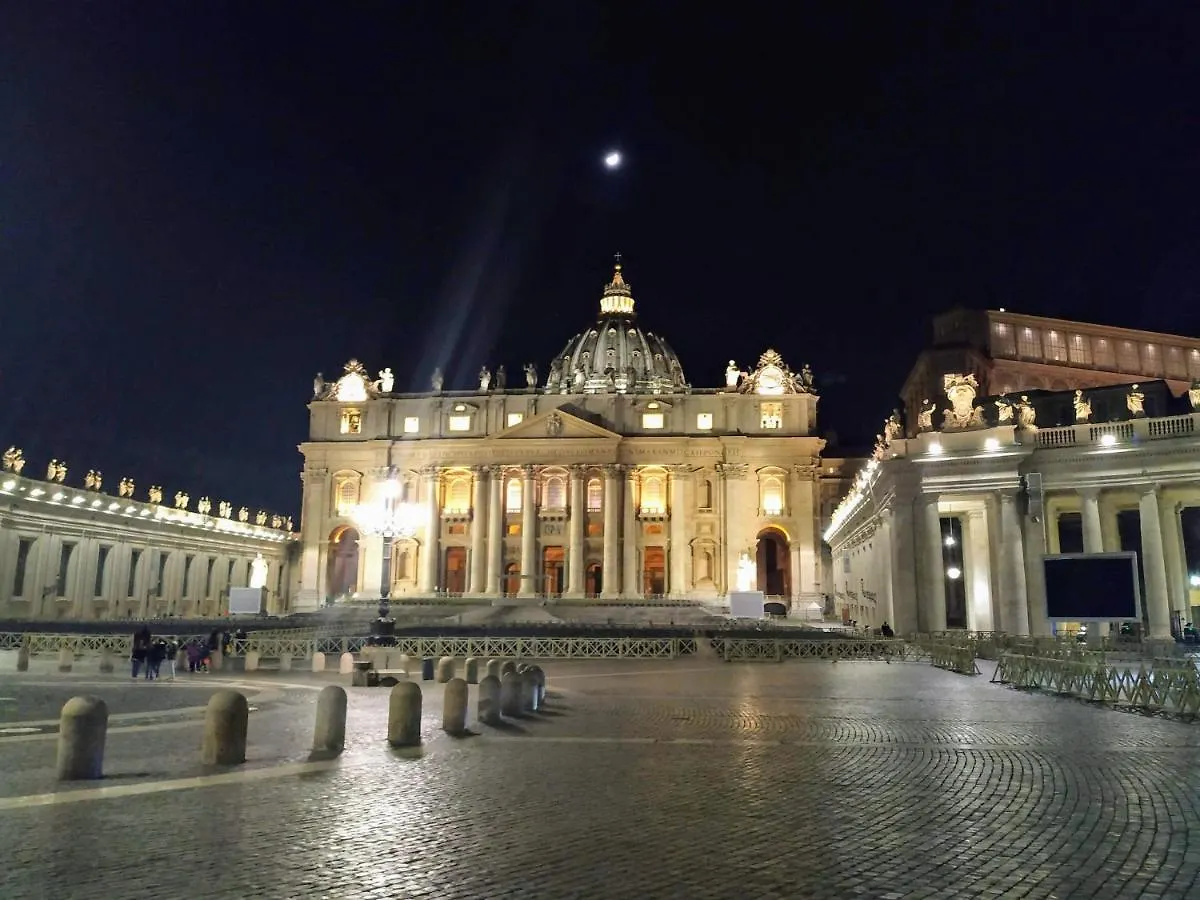 ***  Art Atelier Vaticano Guest House ローマ イタリア